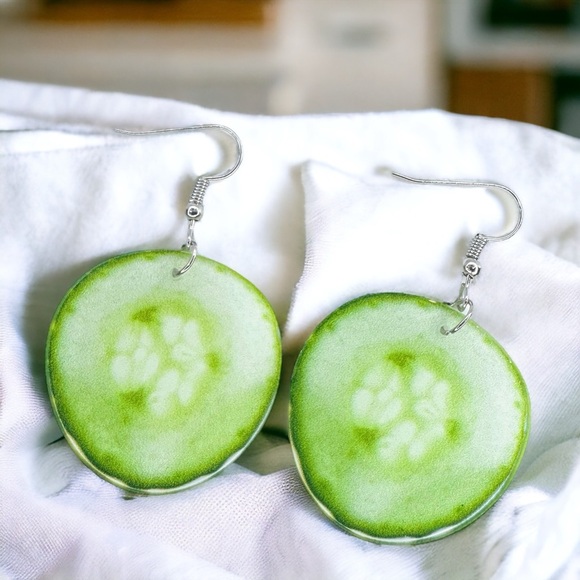 Fresh & Fun Cucumber Earrings - Handmade Veggie Jewelry that Pops! NWT - Picture 2 of 6